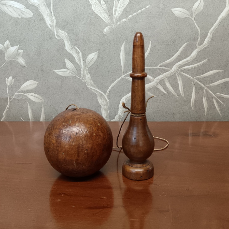 antique wooden Bilboquet (4).jpg